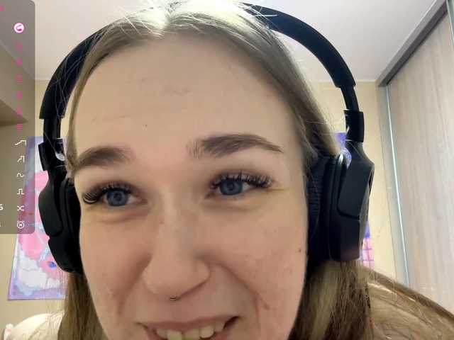 JeaneMckaskle's BongaCams show and profile