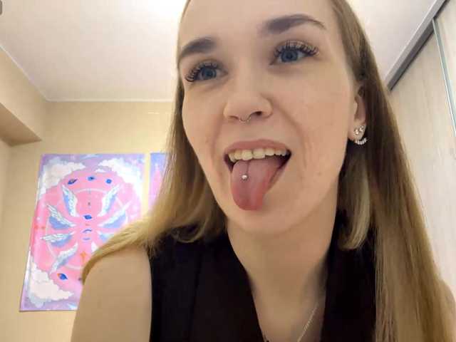 JeaneMckaskle's BongaCams show and profile