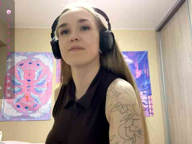 JeaneMckaskle webcam