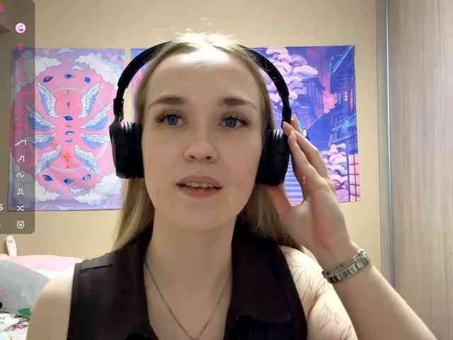 JeaneMckaskle webcam