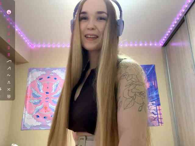 JeaneMckaskle webcam