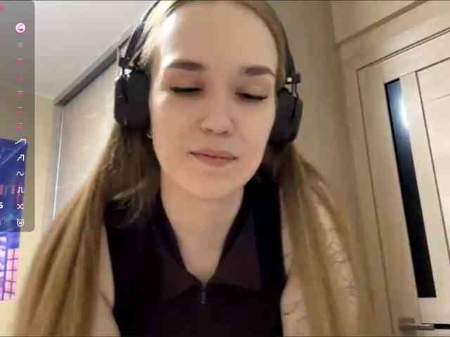 JeaneMckaskle webcam