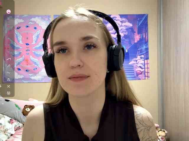 JeaneMckaskle webcam