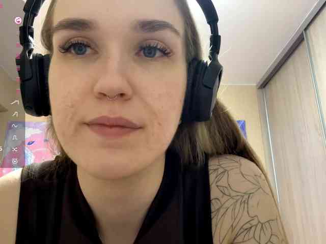 JeaneMckaskle webcam