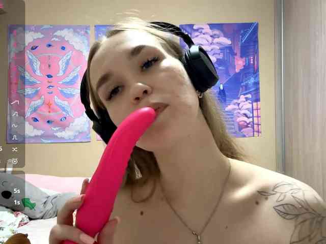 JeaneMckaskle webcam