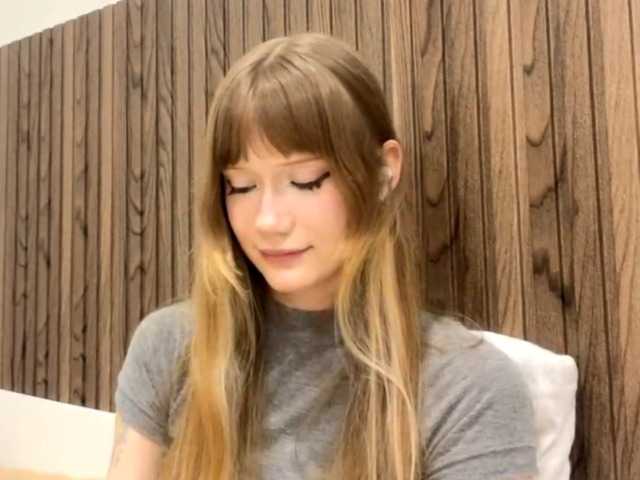 ClotildeBayley's BongaCams show and profile