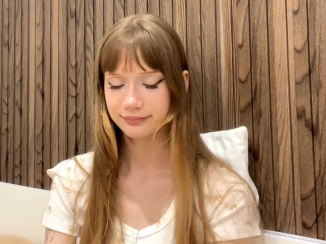 ClotildeBayley's BongaCams show and profile