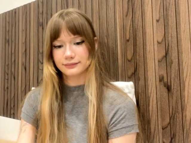 ClotildeBayley's BongaCams show and profile