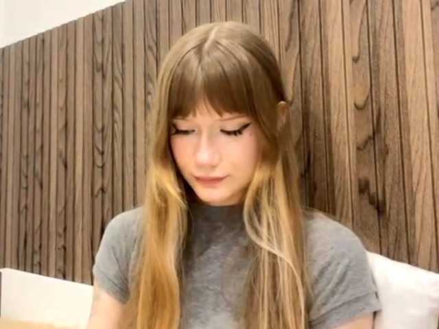 ClotildeBayley's BongaCams show and profile