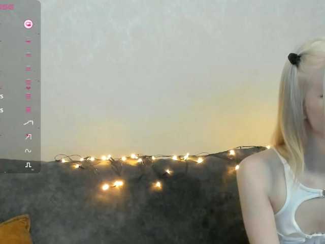 sofiahayes's BongaCams show and profile