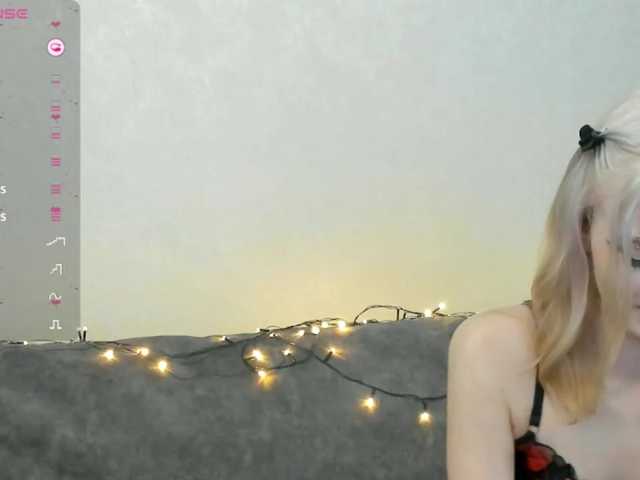 sofiahayes's BongaCams show and profile