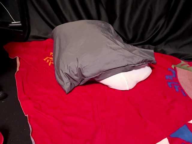 EmelinaCurrington's BongaCams show and profile