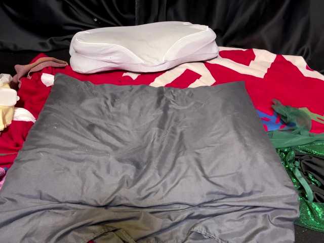 EmelinaCurrington's BongaCams show and profile