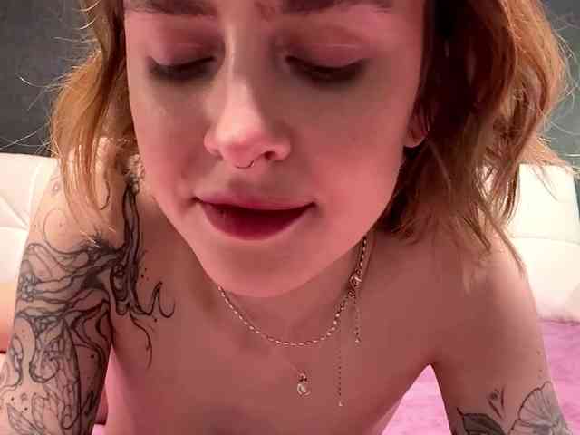 EmelinaCurrington webcam