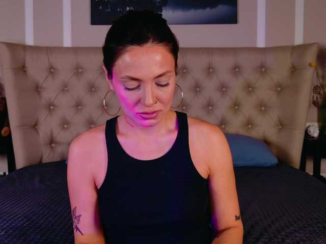 AlexaStain's BongaCams show and profile