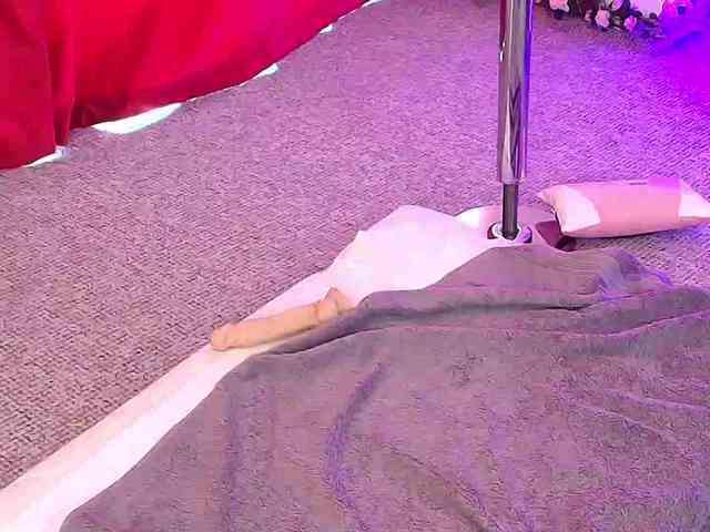 SlimTemptation Live Webcam on BongaCams