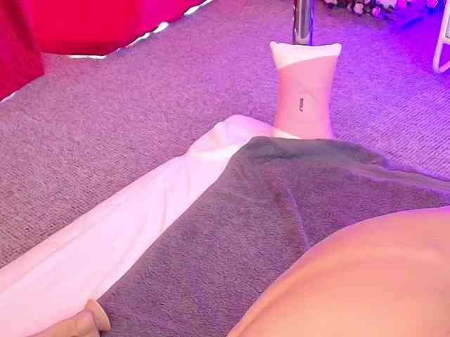 SlimTemptation Live Webcam on BongaCams