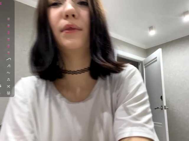 CaronCorti on bongacams