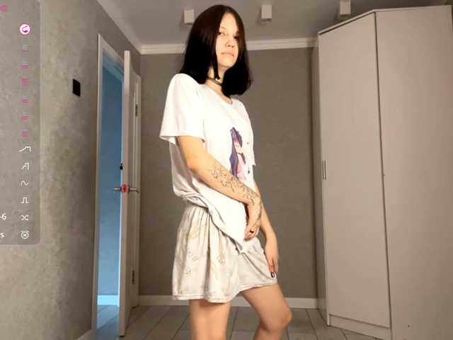  CaronCorti chat room