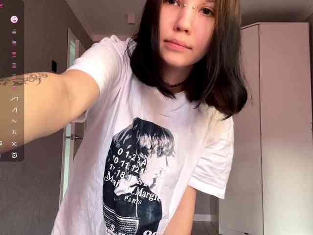 CaronCorti Live Webcam on BongaCams