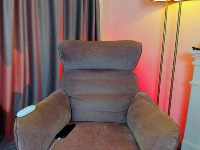 AvalonWest Live Webcam on BongaCams