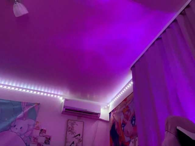 SavageAura's BongaCams show and profile