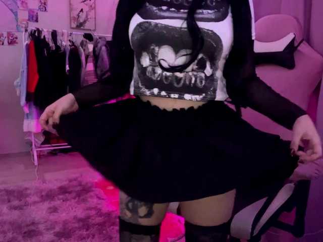 SavageAura's BongaCams show and profile