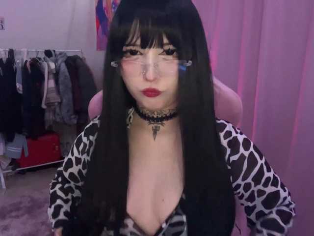 SavageAura's BongaCams show and profile