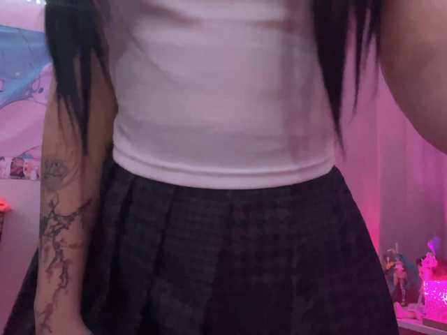 SavageAura's BongaCams show and profile