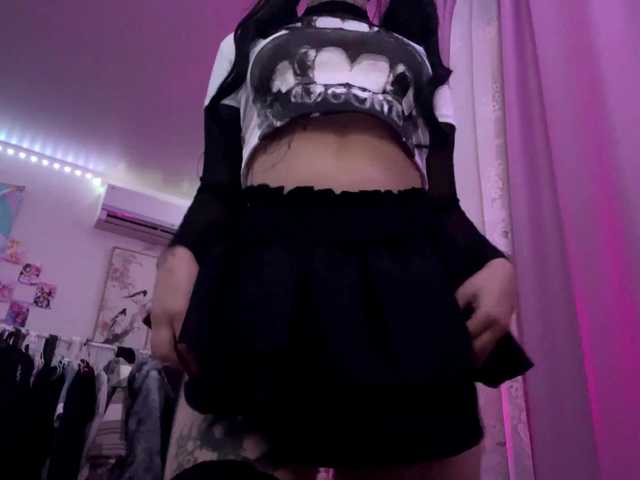 SavageAura's BongaCams show and profile