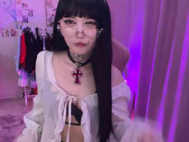 SavageAura Live Webcam on BongaCams