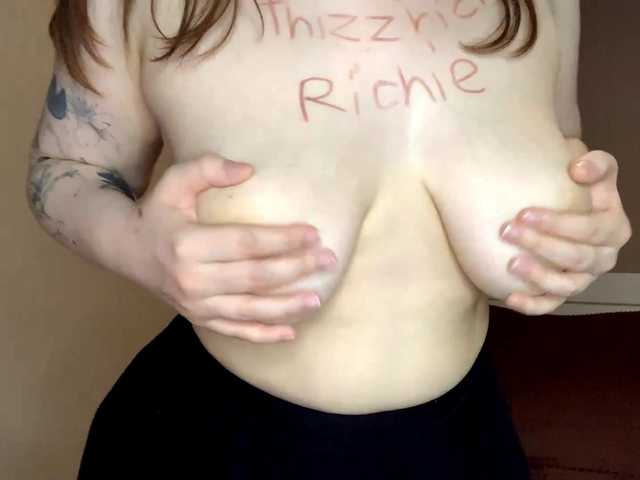 BernettaEichert's BongaCams show and profile