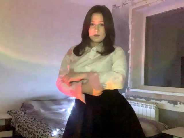 BernettaEichert live cam profile