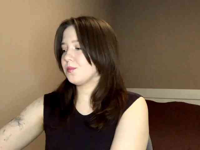 BernettaEichert Live Webcam on BongaCams