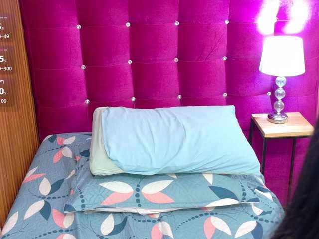 Preview of skinnyindiansluttt