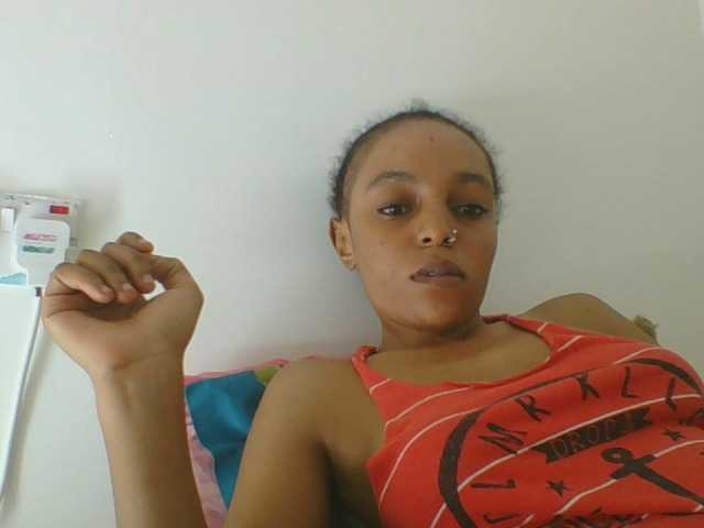 Sinfulpetite2's BongaCams show and profile