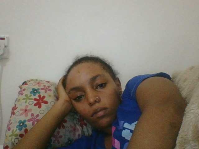 Sinfulpetite2's BongaCams show and profile