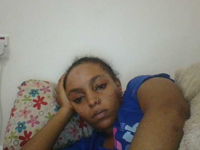 Sinfulpetite2's BongaCams show and profile