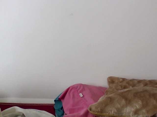 Sinfulpetite2's BongaCams show and profile