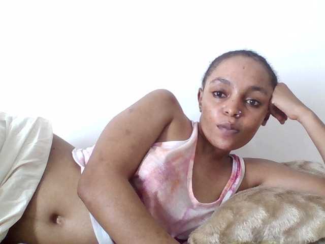 Sinfulpetite2's BongaCams show and profile