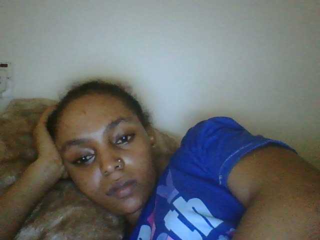 Sinfulpetite2's BongaCams show and profile