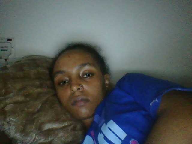 Sinfulpetite2's BongaCams show and profile