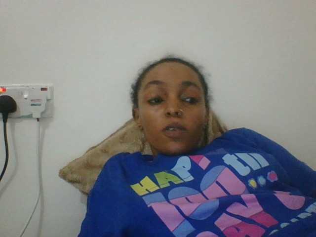 Sinfulpetite2's BongaCams show and profile