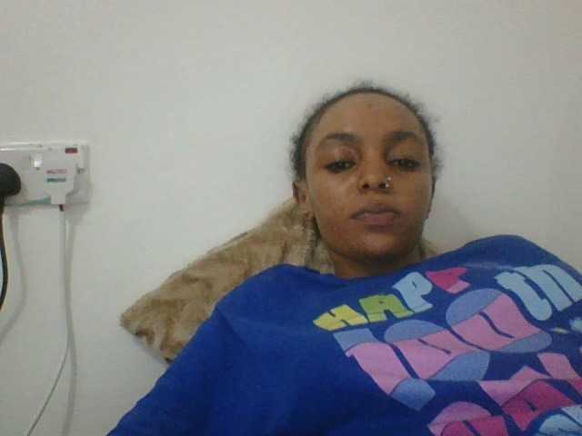 Sinfulpetite2's BongaCams show and profile