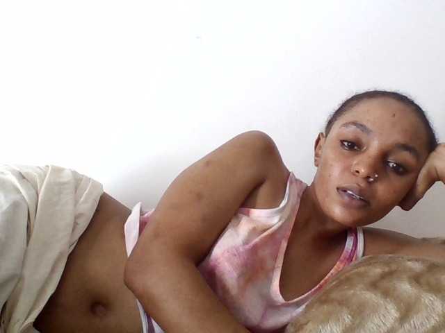 Sinfulpetite2's BongaCams show and profile