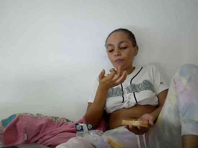 Sinfulpetite2 webcam