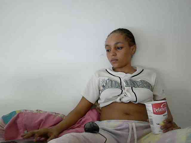 Sinfulpetite2 webcam