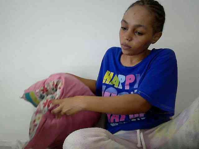 Sinfulpetite2 webcam