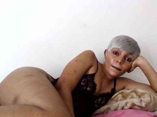 Sinfulpetite2 webcam