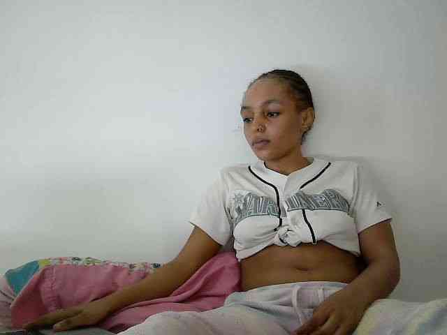 Sinfulpetite2 webcam